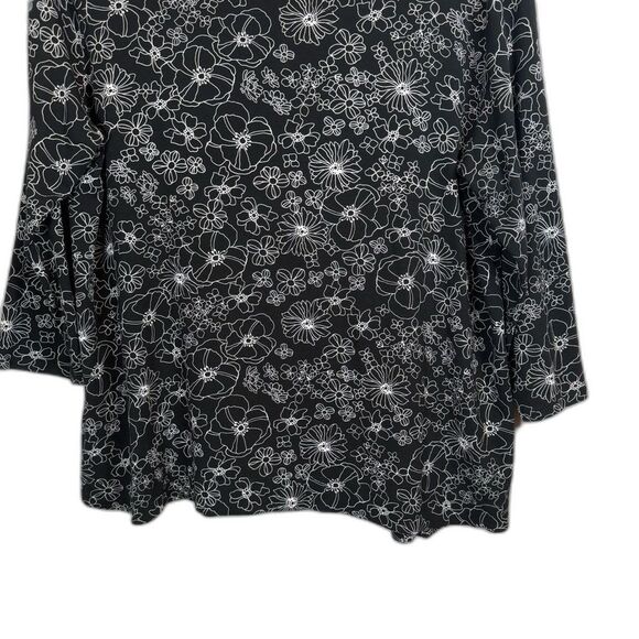J.Jill Wearever Collection Black with White Florals Size Large - Picture 3 of 13